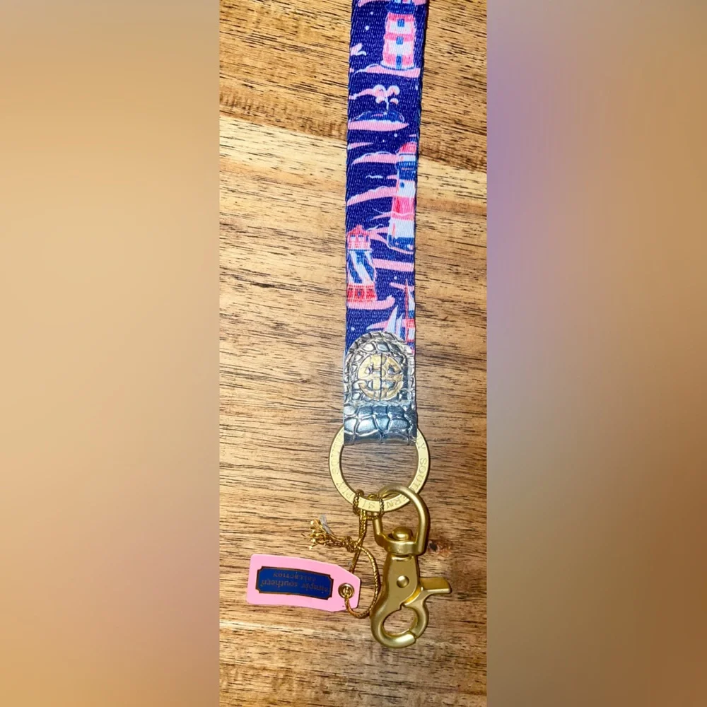 Simply Southern Gold with Lighthouse Key Holder